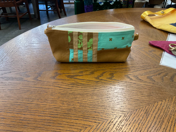 BaerBuilt Small Zipper Boxy Bag