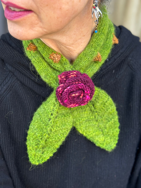 I Am the Rose Keyhole Scarf Pattern